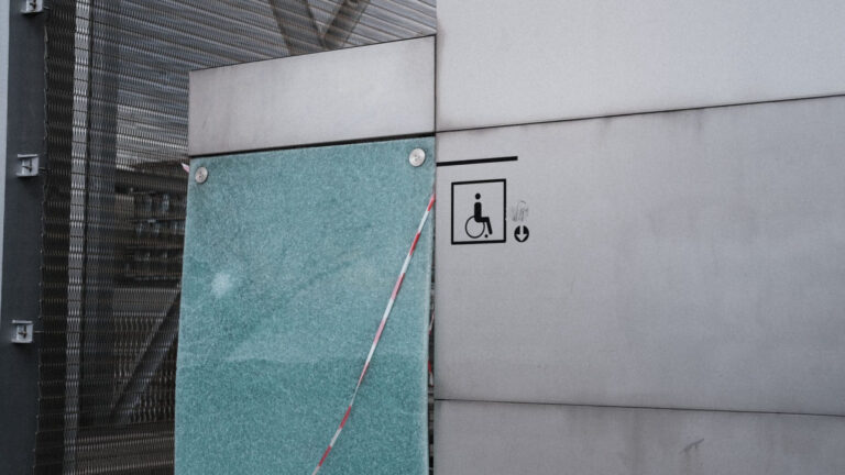 Accessible building with a wheelchair ramp